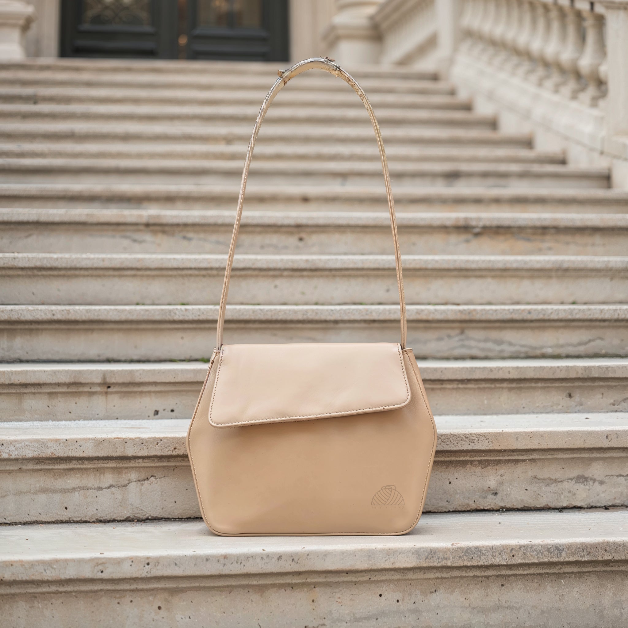 Buenos Shoulder Bag - Beige