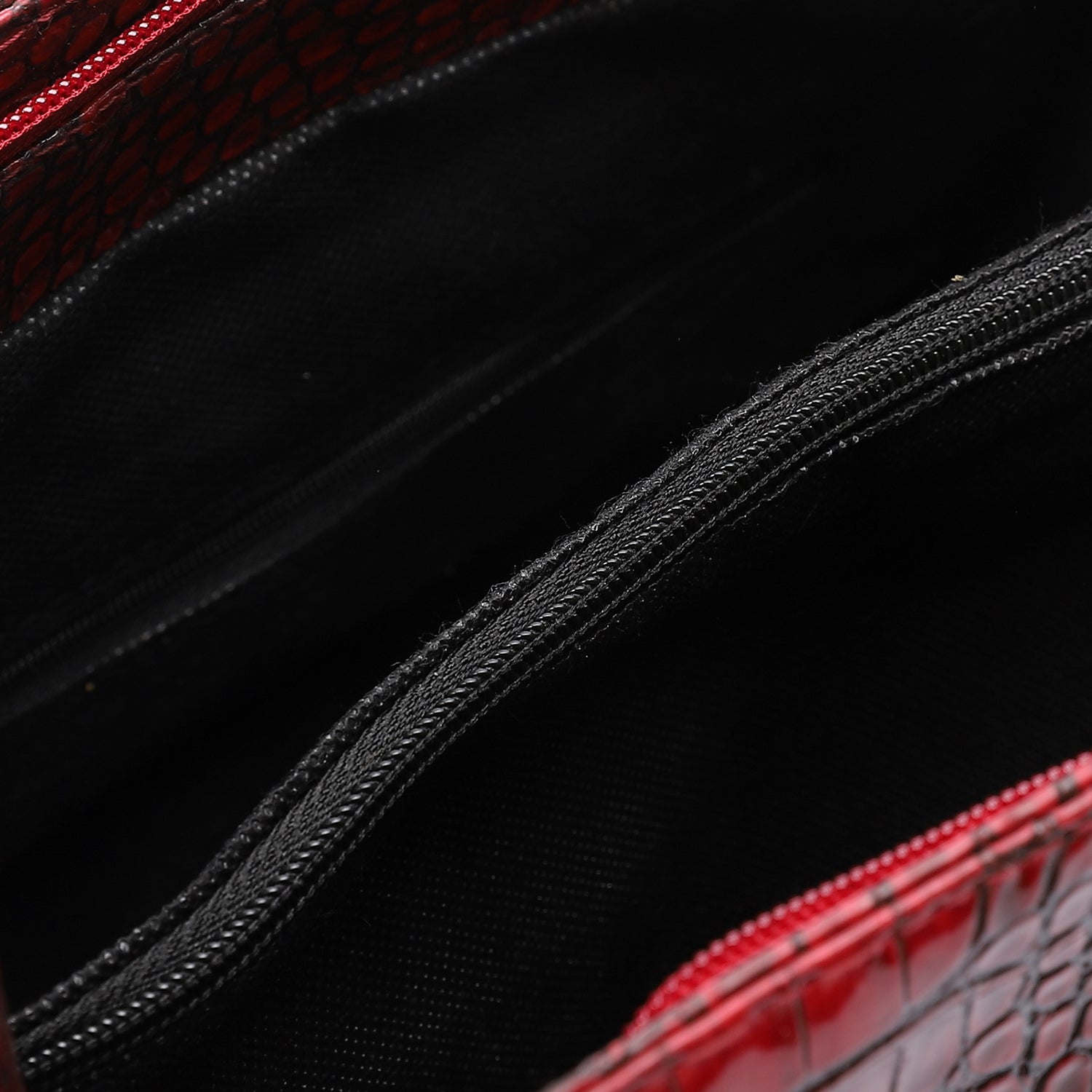 Varanza Handbag - Burgundy